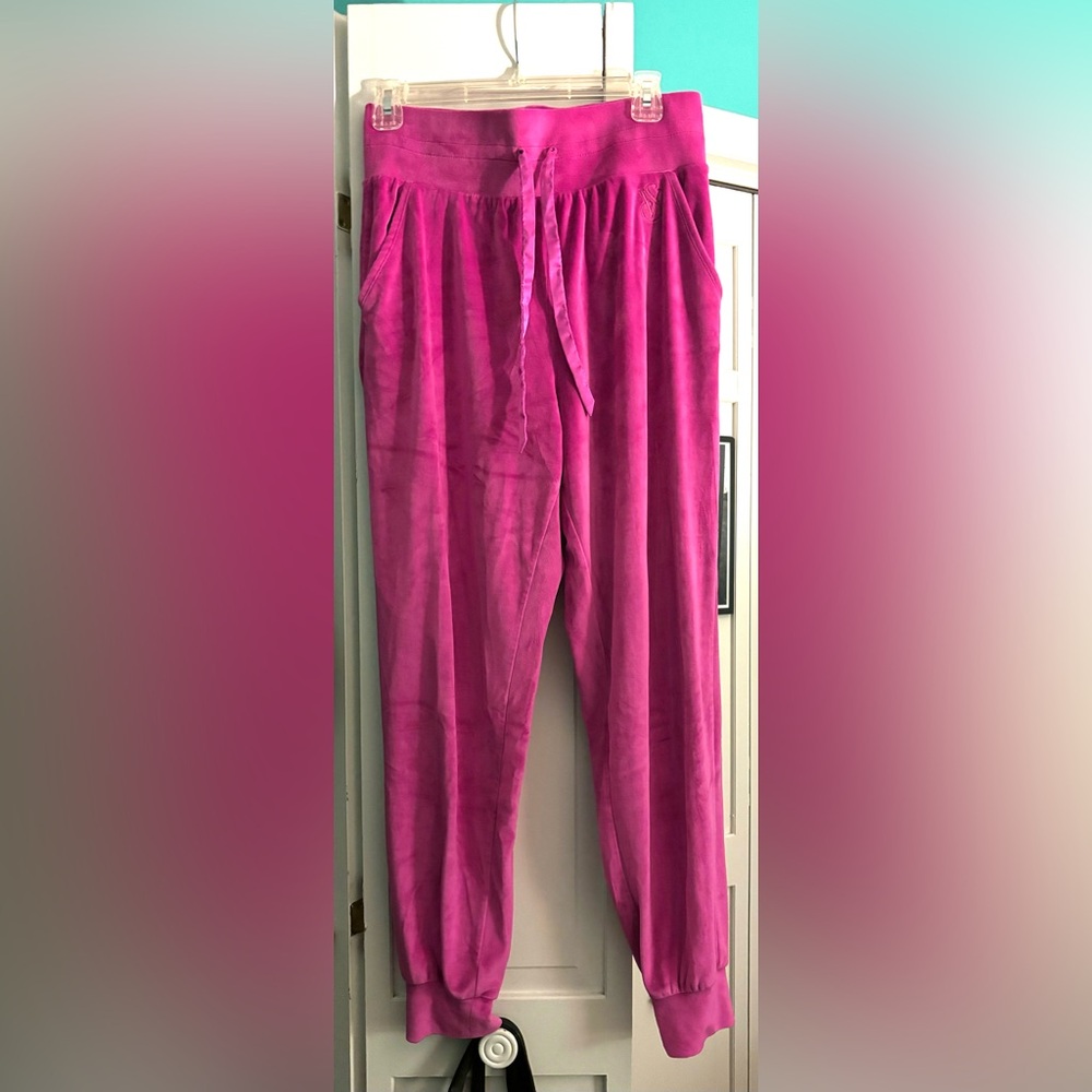 VS women’s hot pink velour joggers, size small